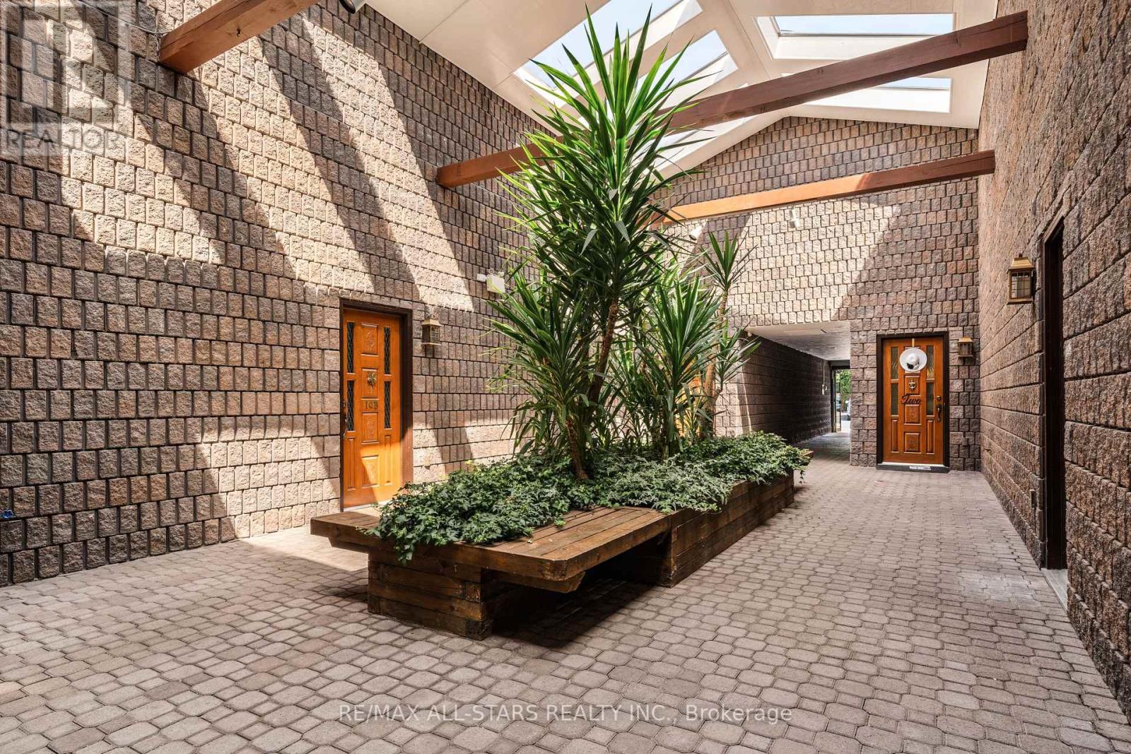 101 - 200 East Street S, Kawartha Lakes, Ontario  K0M 1A0 - Photo 10 - X12300631