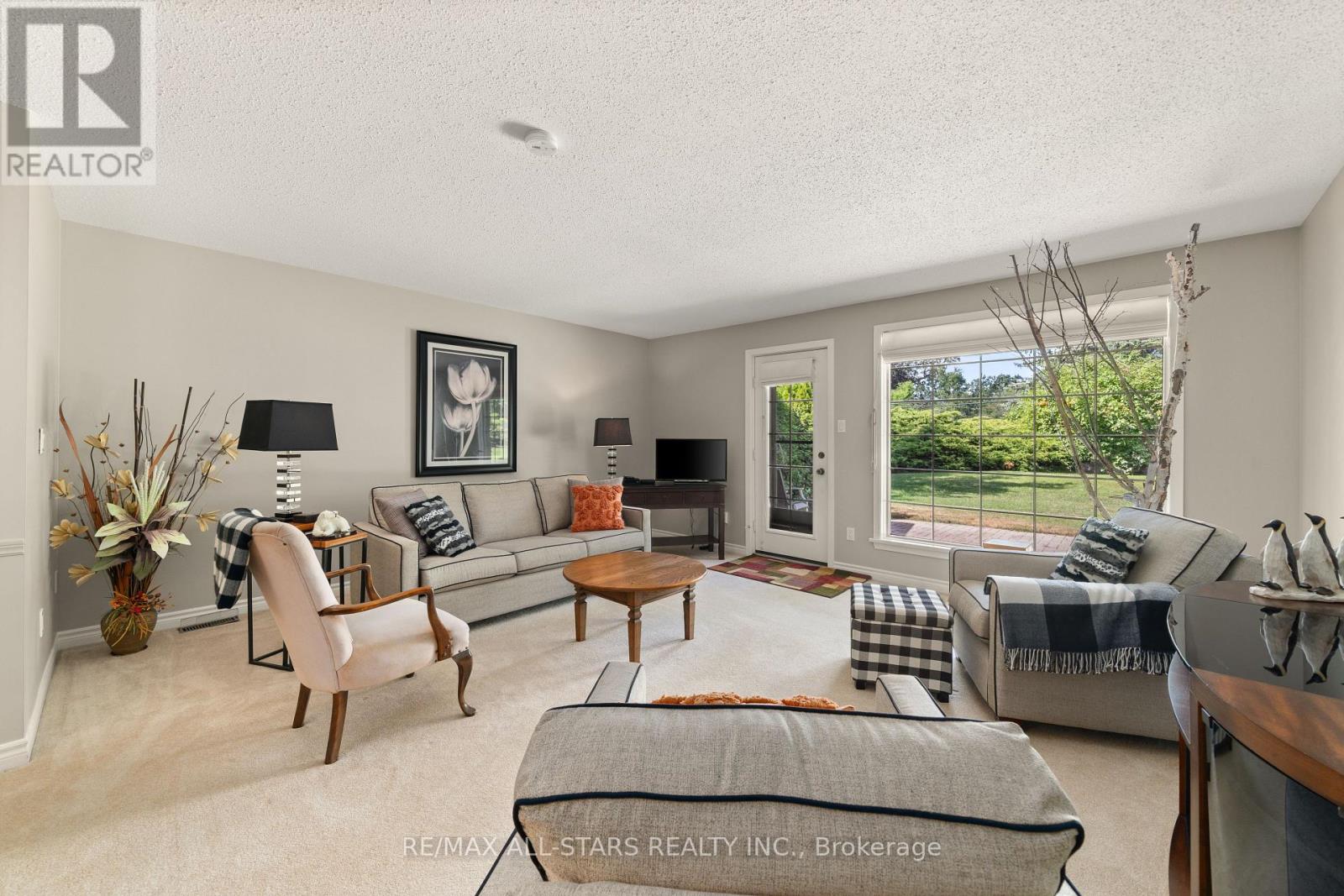 101 - 200 East Street S, Kawartha Lakes, Ontario  K0M 1A0 - Photo 15 - X12300631