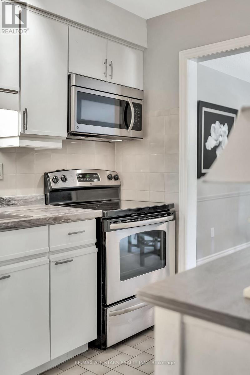 101 - 200 East Street S, Kawartha Lakes, Ontario  K0M 1A0 - Photo 23 - X12300631