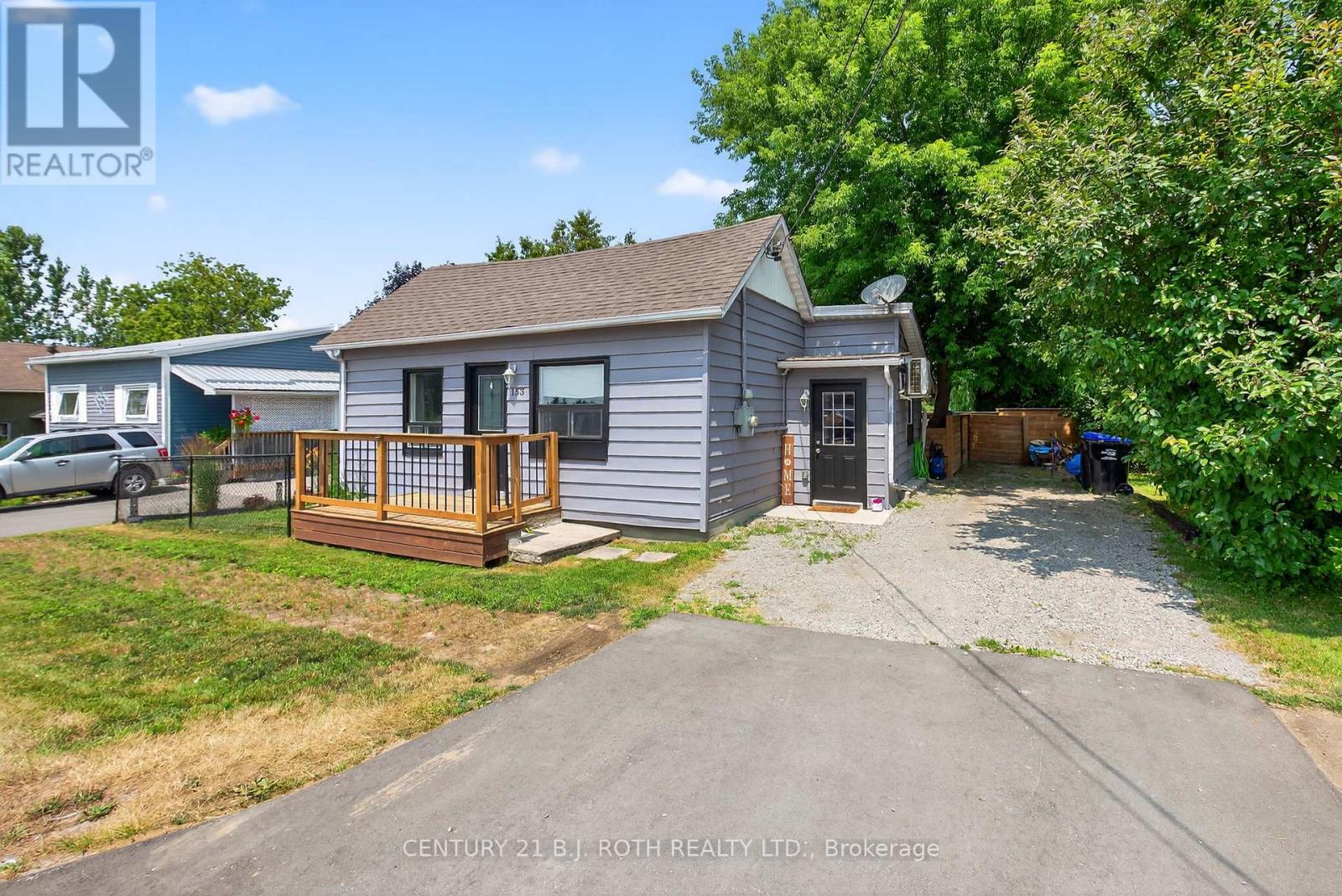 Property at 153 VETERANS LANE image 4