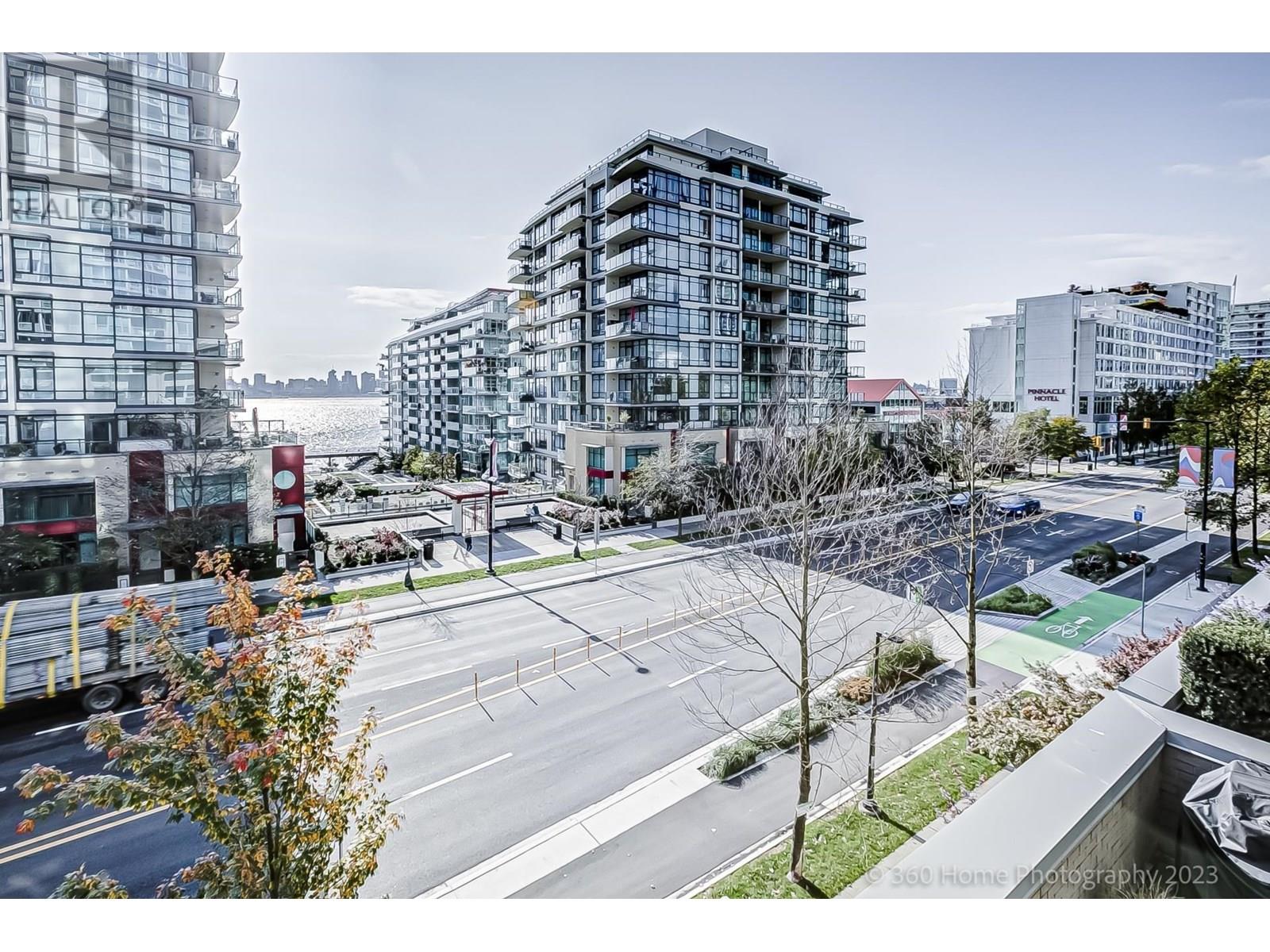 2107 188 E ESPLANADE, North Vancouver, British Columbia