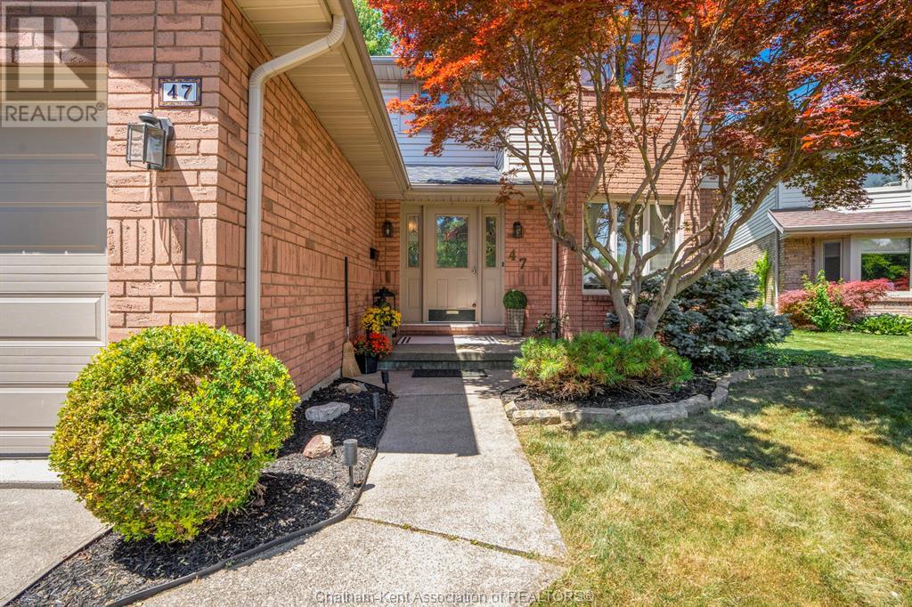 Property at 47 Norway Maple DRIVE image 2