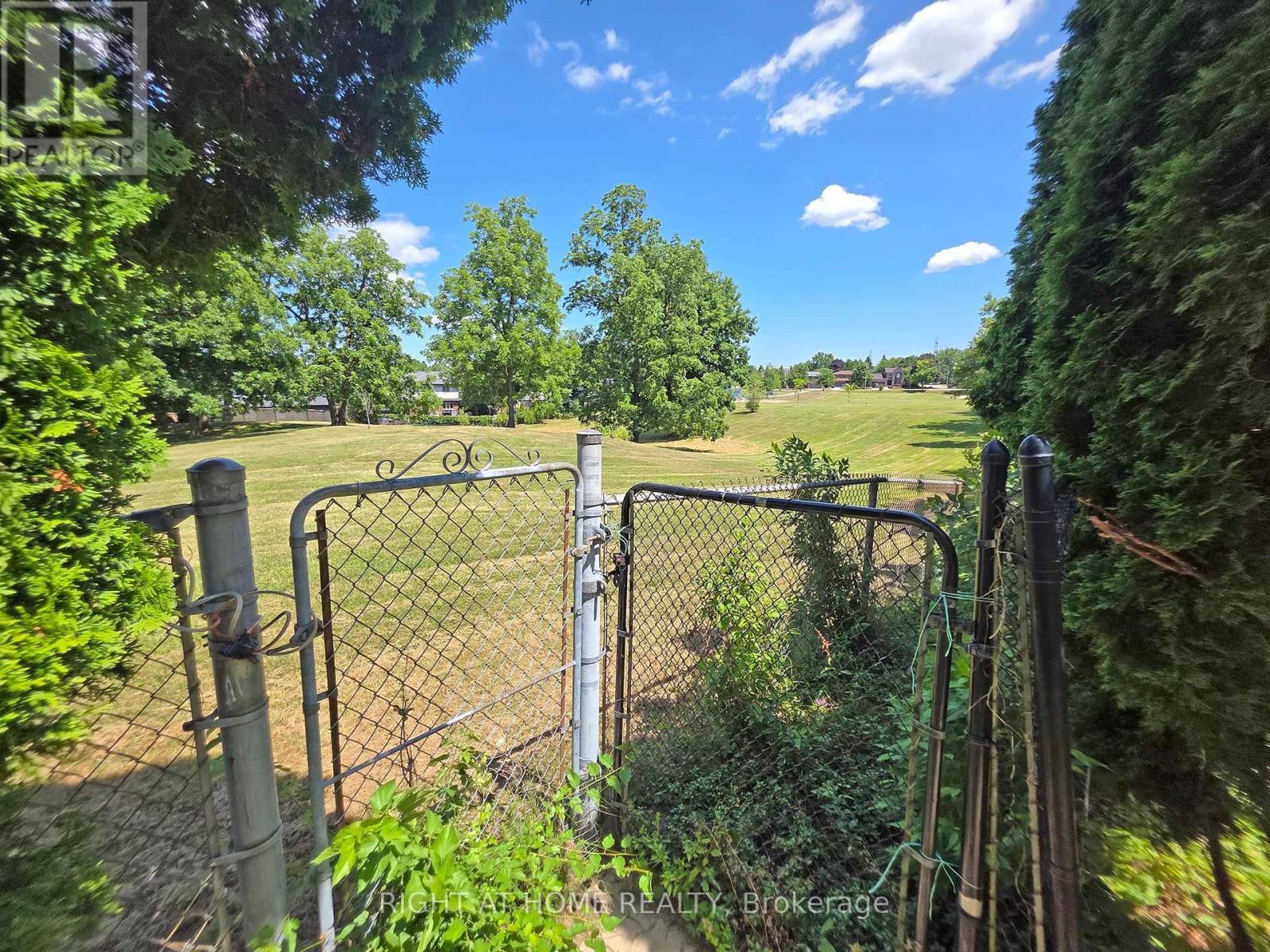 Property at 168 BLUEBELL CRESCENT image 4