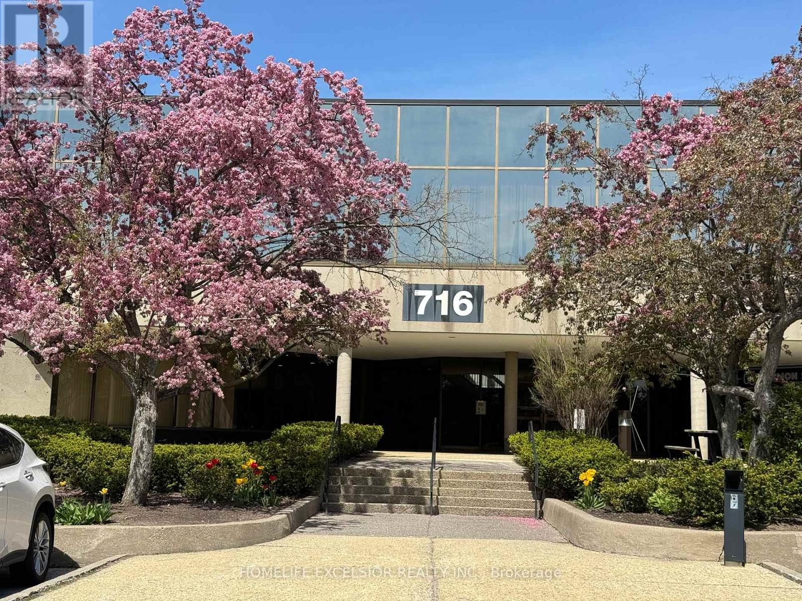 710 - 716 GORDON BAKER ROAD, Toronto, Ontario