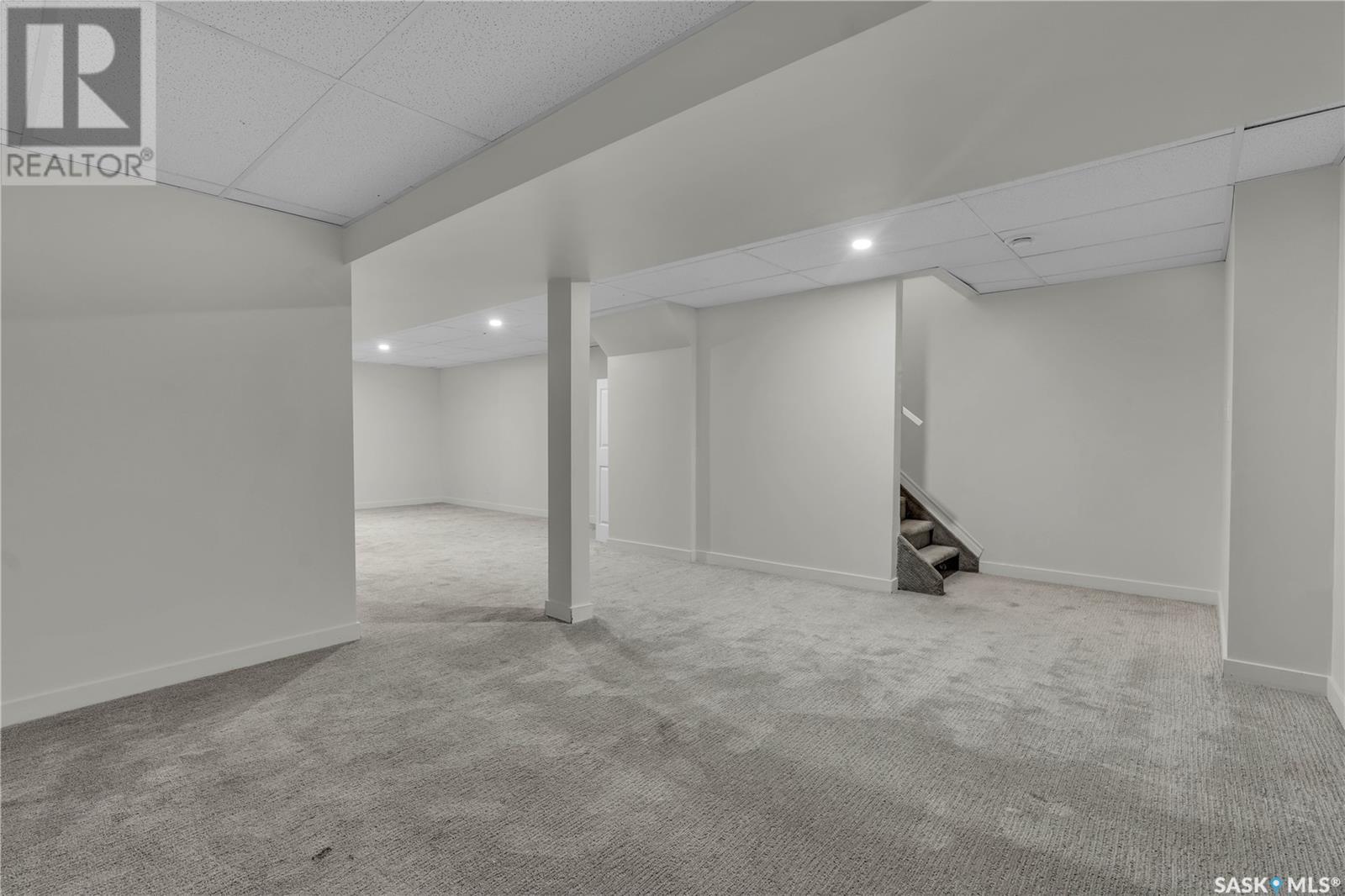 3922 Diefenbaker Drive, Saskatoon, Saskatchewan  S7L 6C6 - Photo 18 - SK013213