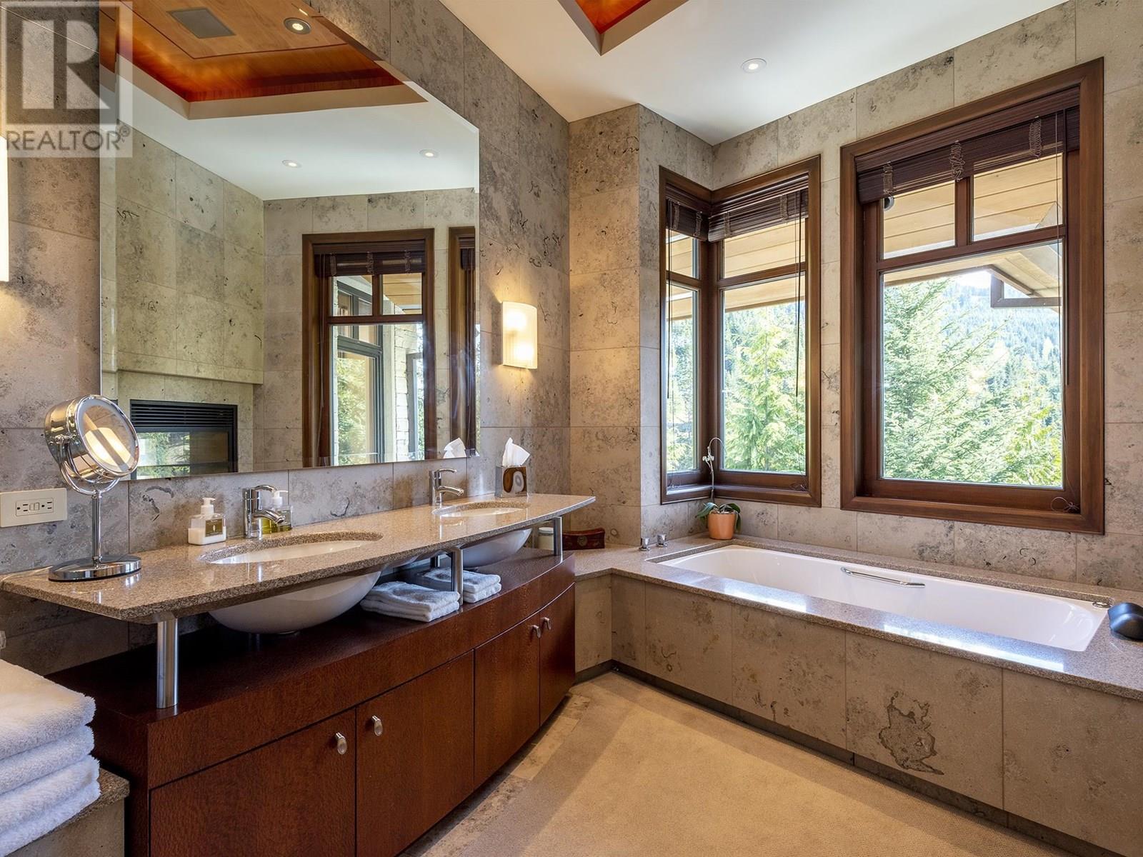 2286 Nordic Drive, Whistler, British Columbia  V8E 0A6 - Photo 18 - R3008104