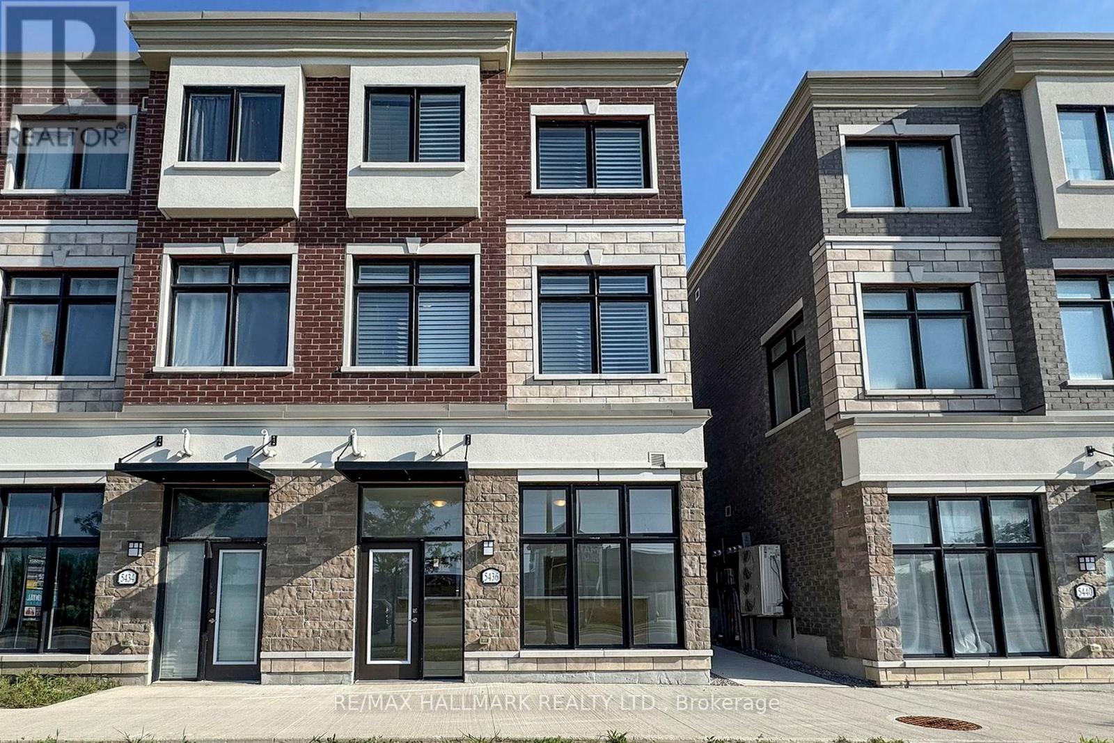 5436 Main Street, Whitchurch-Stouffville, Ontario  L4A 4W8 - Photo 2 - N12300602