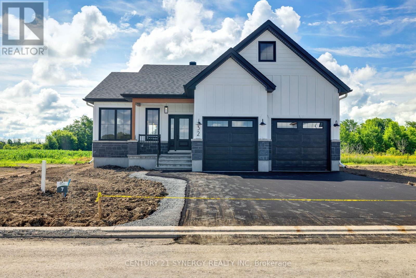 64 Helen Street, North Stormont, Ontario  K0A 1R0 - Photo 1 - X10418696