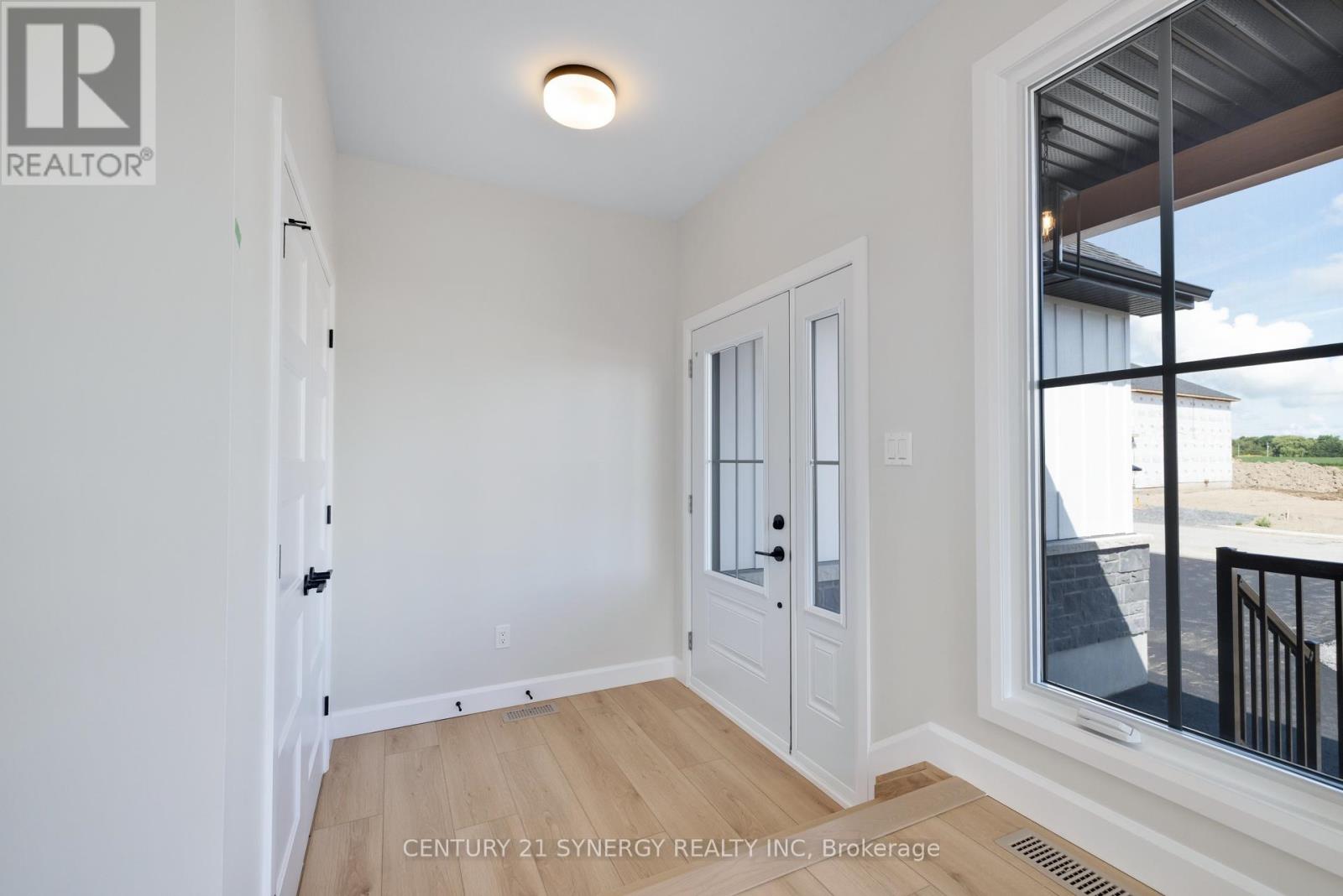 64 Helen Street, North Stormont, Ontario  K0A 1R0 - Photo 3 - X10418696