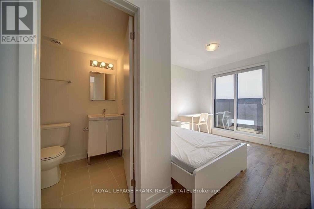Property at 8 - 1720 SIMCOE STREET N image 4