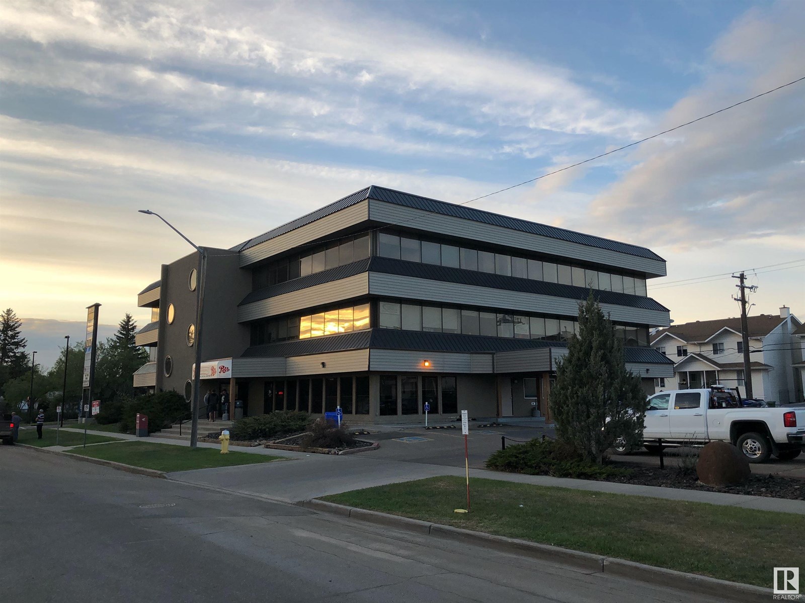 #9821 108 St., Fort Saskatchewan, Alberta