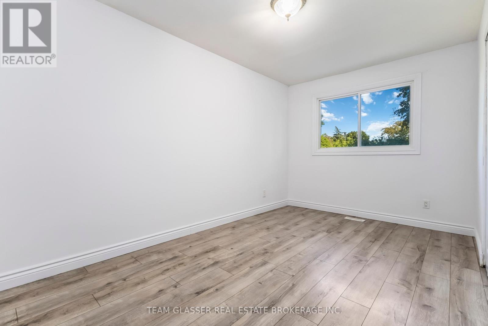 237 Banbury Road, London South, Ontario  N5Z 4M1 - Photo 16 - X12300752
