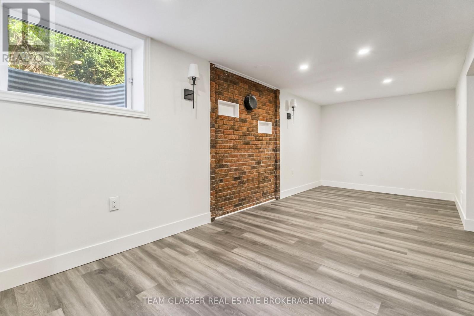 237 Banbury Road, London South, Ontario  N5Z 4M1 - Photo 21 - X12300752