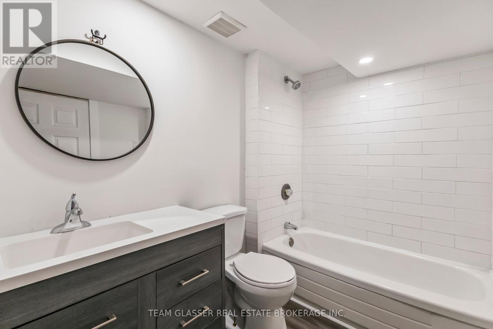 237 Banbury Road, London South, Ontario  N5Z 4M1 - Photo 28 - X12300752