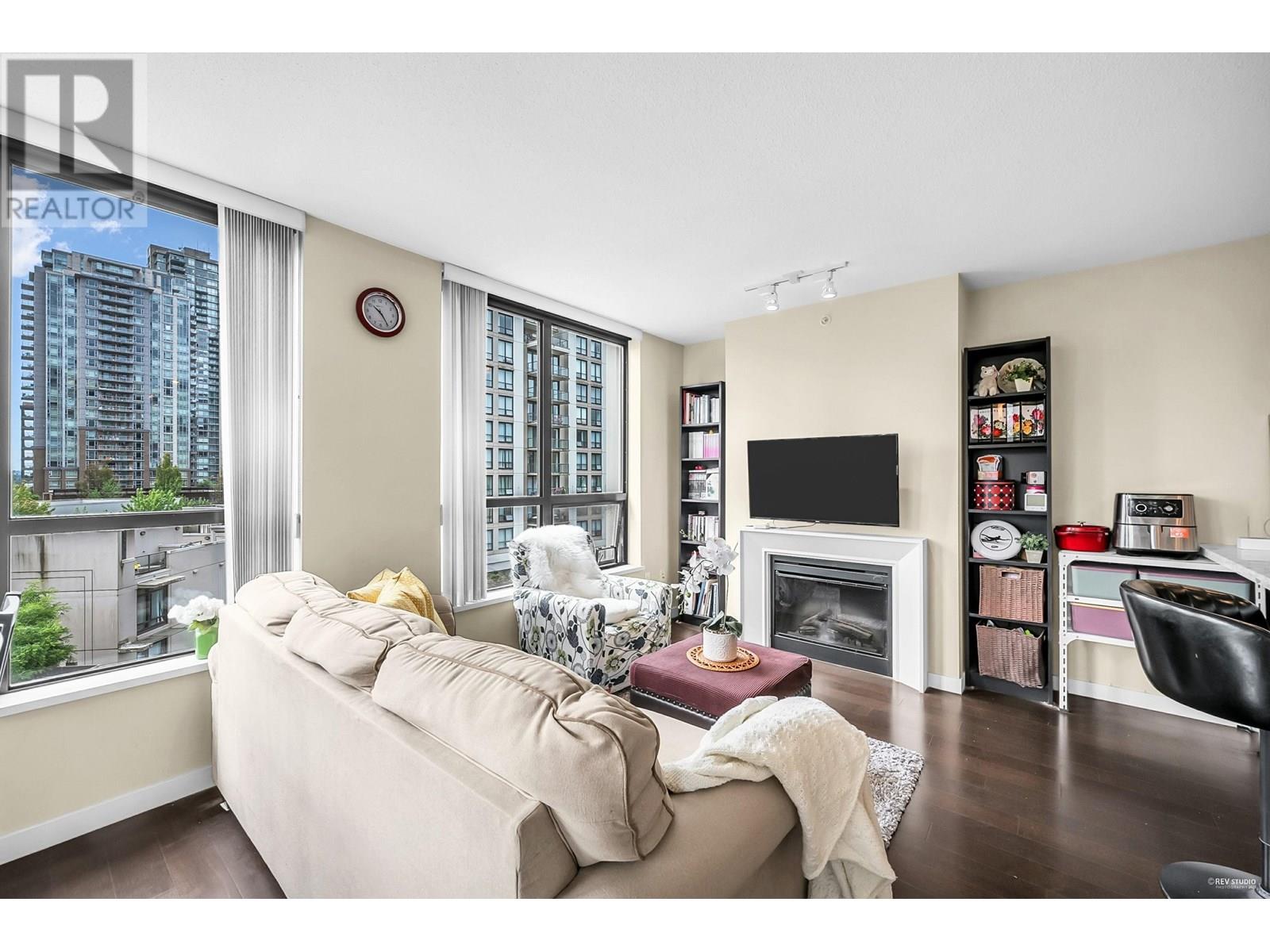 609 2982 Burlington Drive, Coquitlam, British Columbia  V3B 0B3 - Photo 3 - R3029578