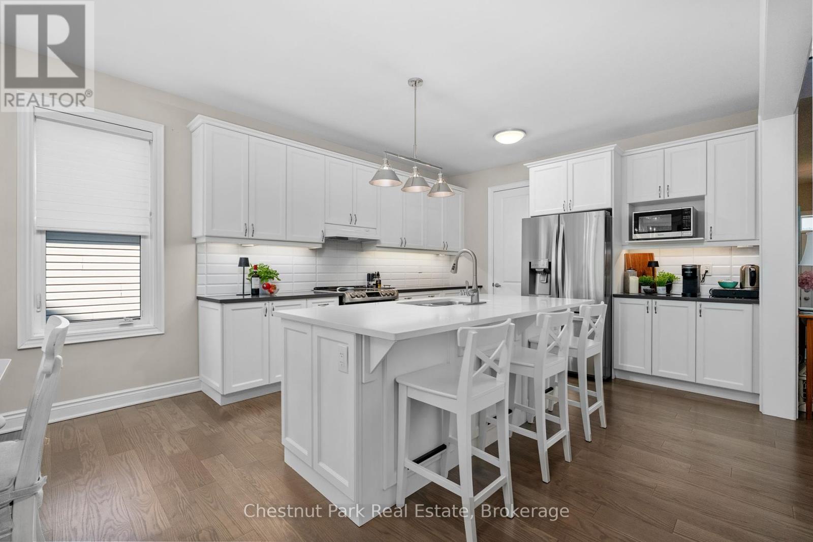 31 Windsong Crescent, Bracebridge, Ontario  P1L 0A3 - Photo 7 - X12300763