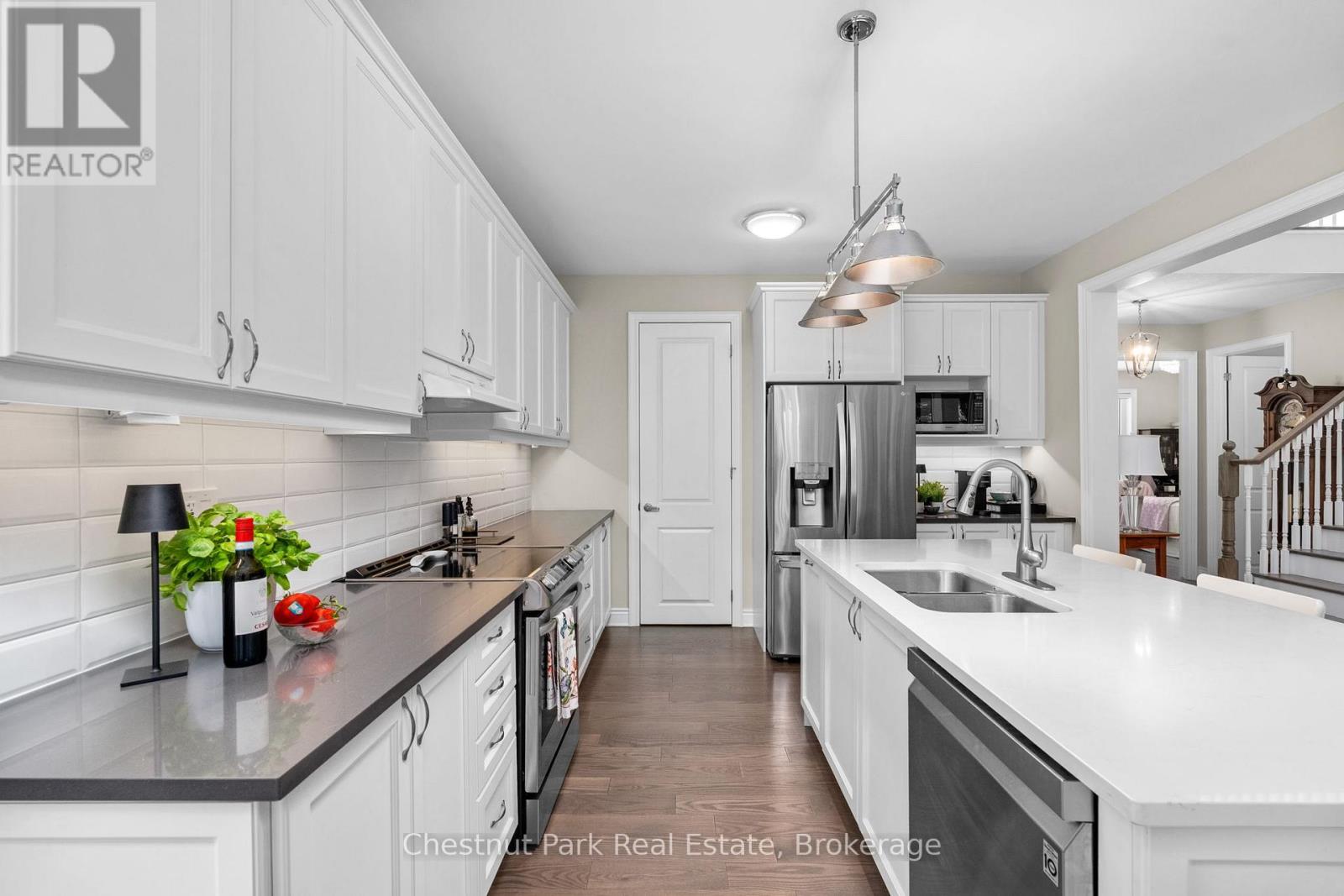 31 Windsong Crescent, Bracebridge, Ontario  P1L 0A3 - Photo 8 - X12300763