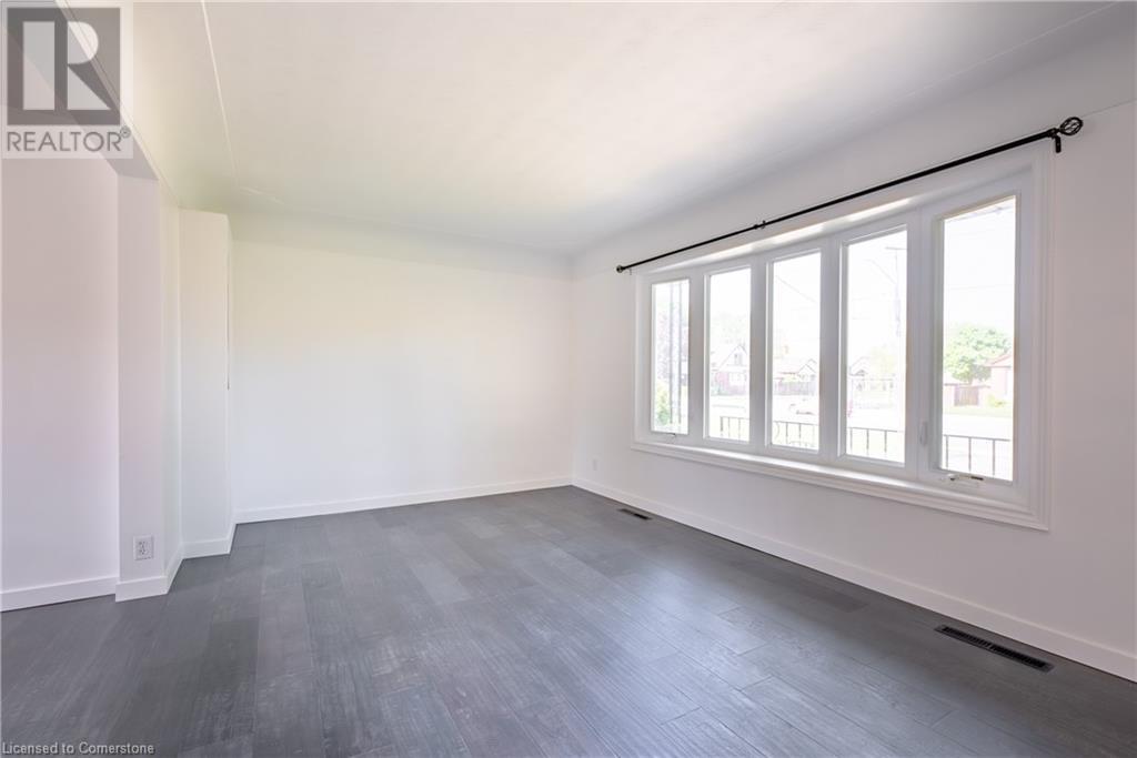 423 Upper Ottawa Street, Hamilton, Ontario  L8T 3S9 - Photo 4 - 40753711