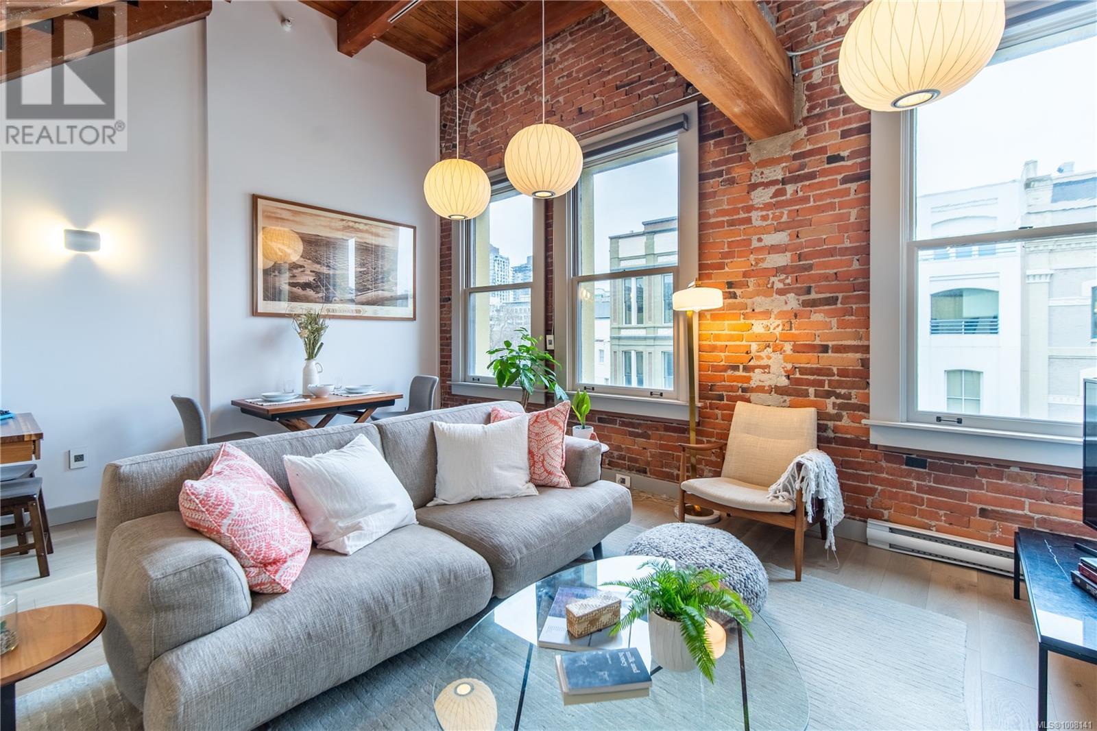 317 599 Pandora Ave, Victoria, British Columbia V8W 1N5 - Photo 1 - 1008141