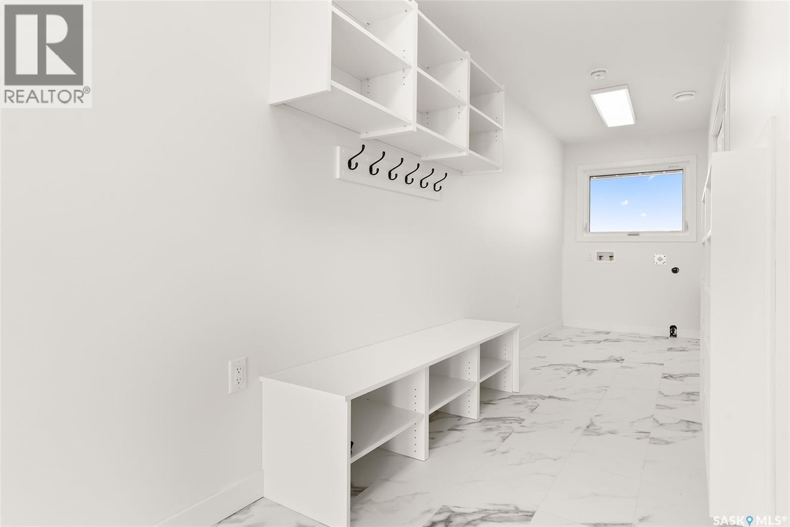 716 Emerald Park Road, Edenwold Rm No. 158, Saskatchewan  S4L 0C4 - Photo 8 - SK008413