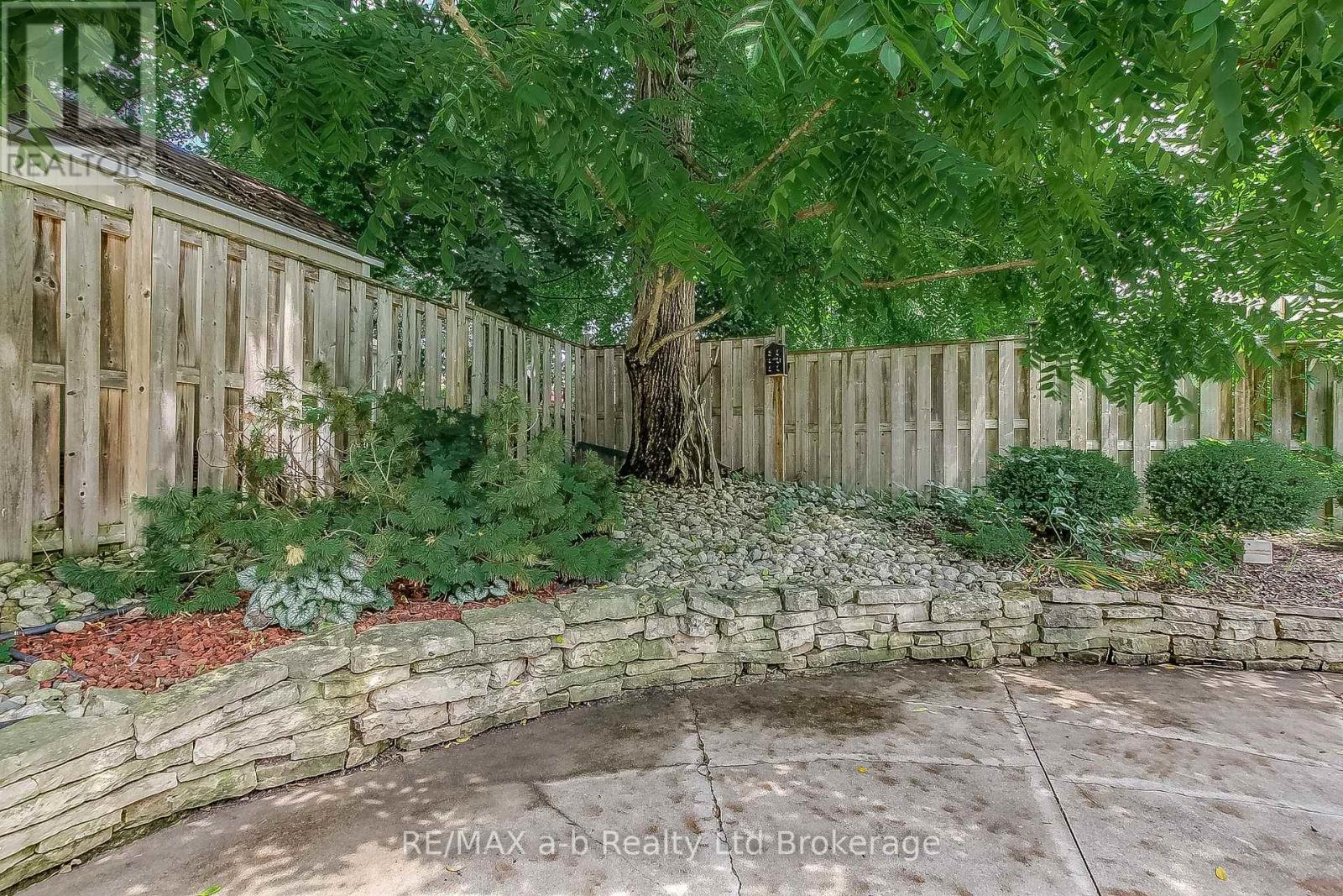 25 Main Street E, Norwich, Ontario  N0J 1P0 - Photo 12 - X12300778