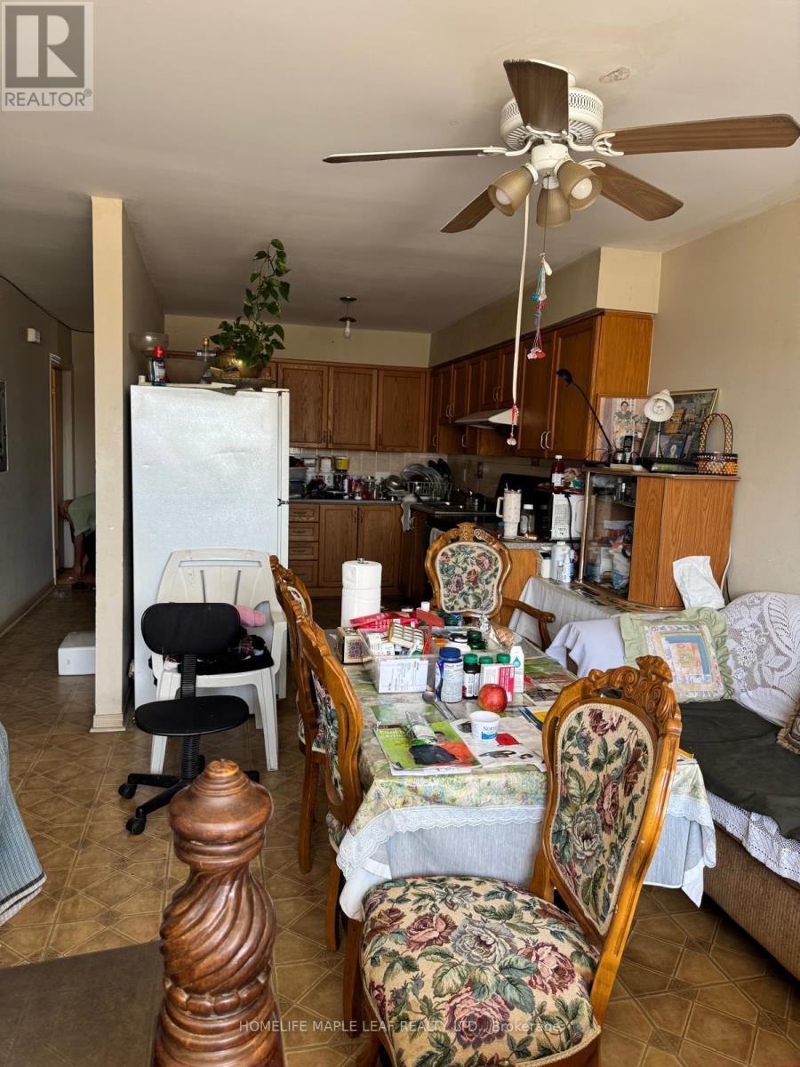 1676 Eglinton Avenue W, Toronto, Ontario  M6E 2H5 - Photo 2 - W12295935