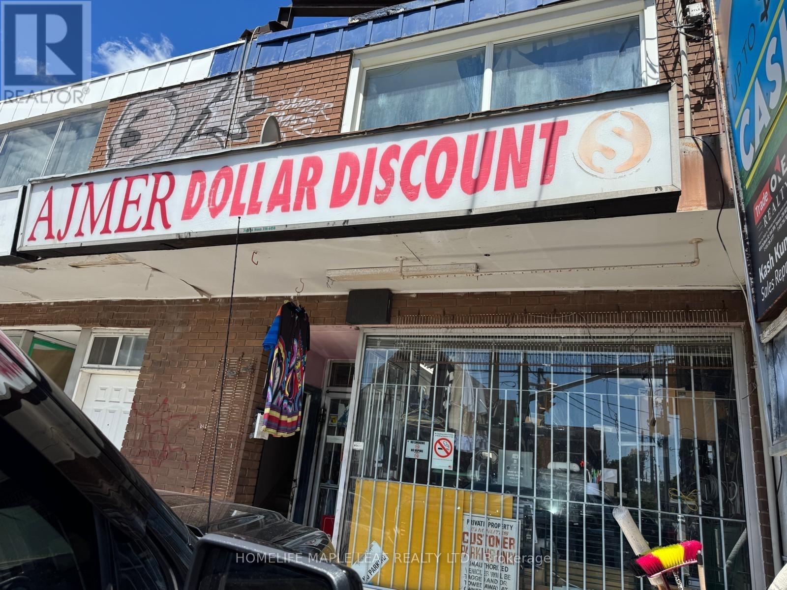 1676 Eglinton Avenue W, Toronto, Ontario  M6E 2H5 - Photo 15 - W12295935