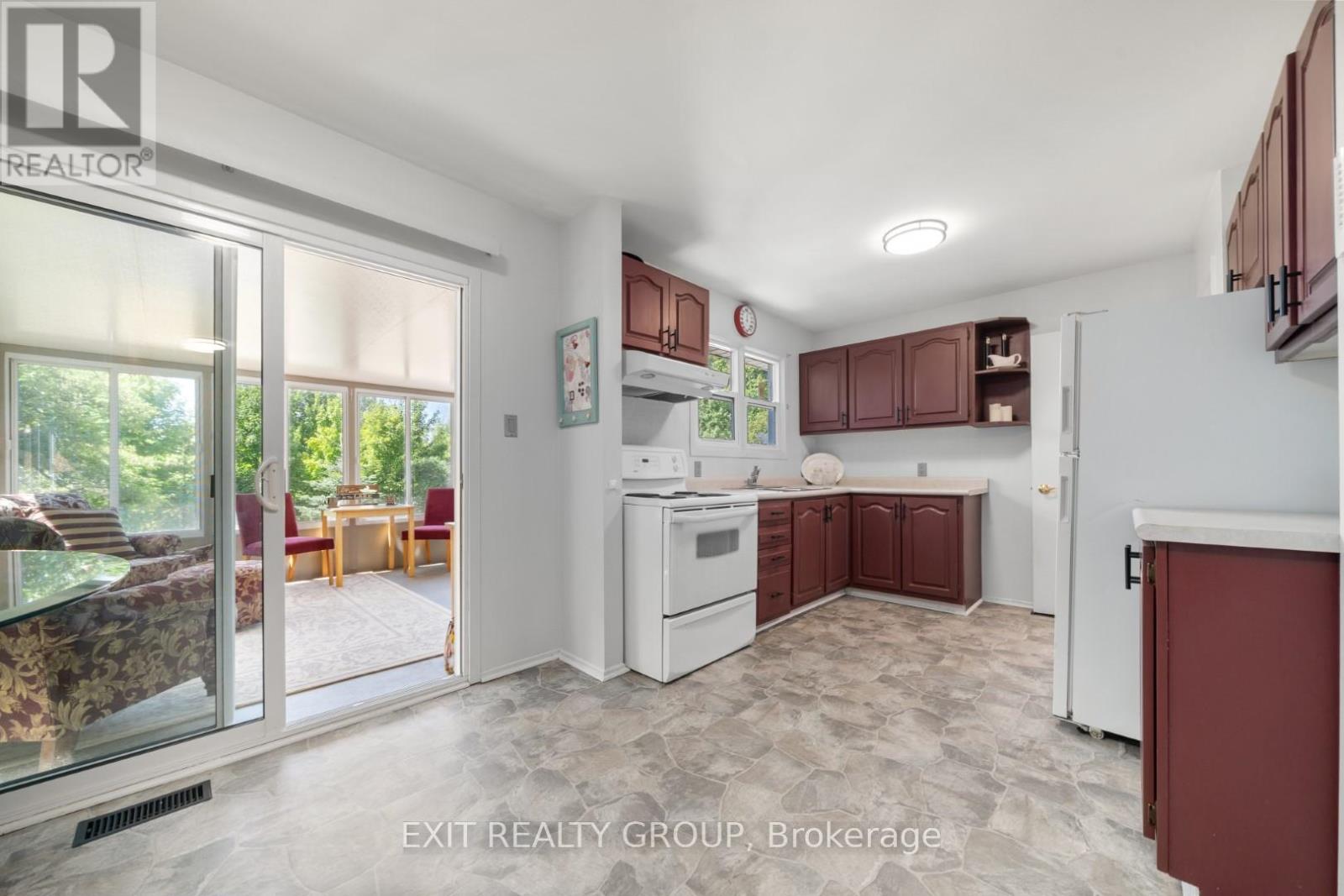 1476 County Rd 12, Prince Edward County, Ontario  K0K 2T0 - Photo 12 - X12300889