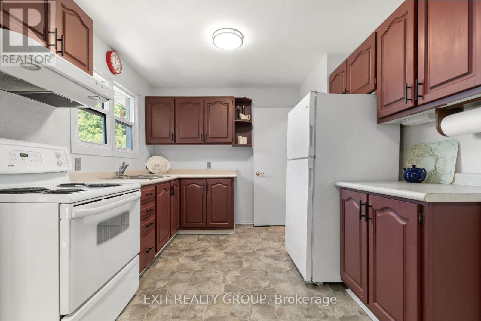 1476 County Rd 12, Prince Edward County, Ontario  K0K 2T0 - Photo 13 - X12300889