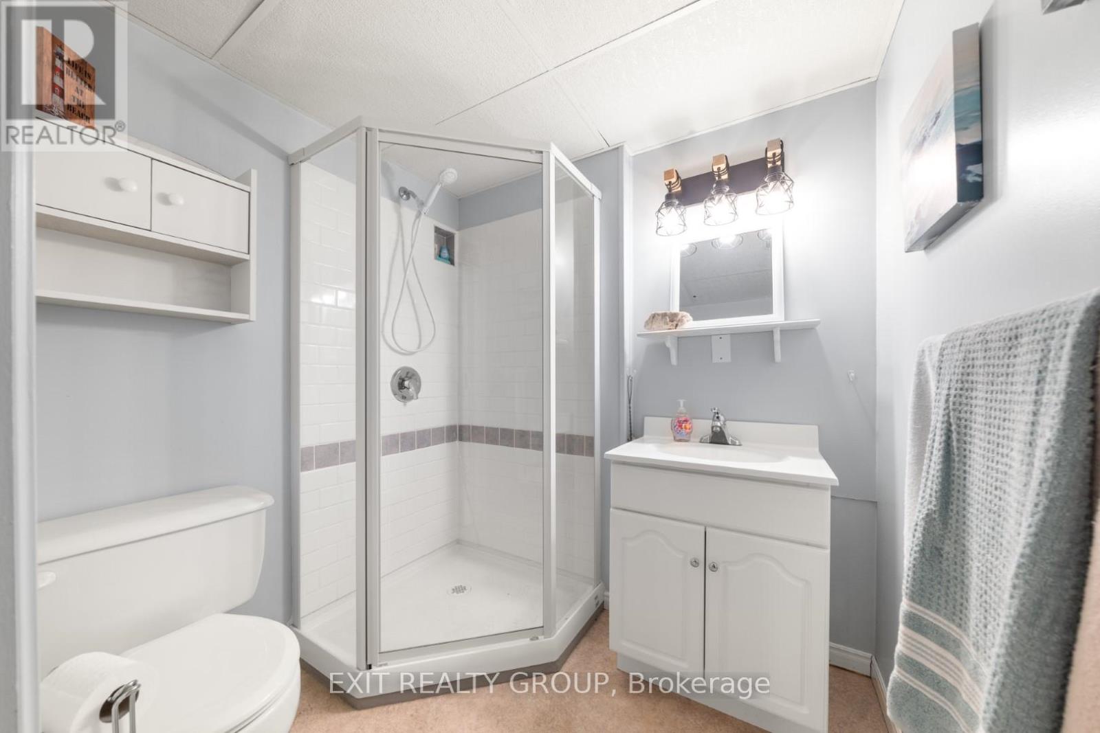 1476 County Rd 12, Prince Edward County, Ontario  K0K 2T0 - Photo 34 - X12300889