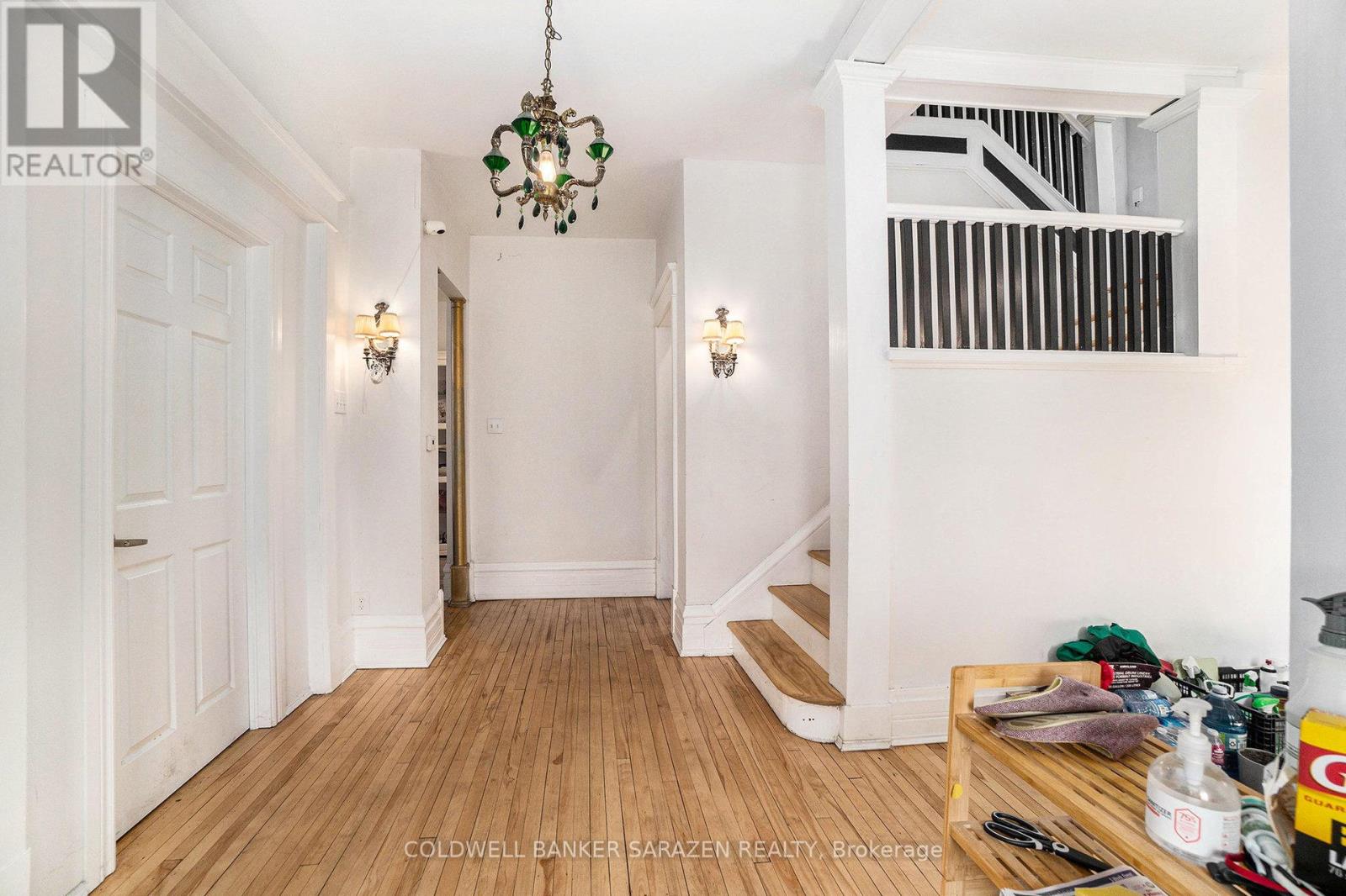 199 Cobourg Street, Ottawa, Ontario  K1N 8H7 - Photo 4 - X12289807