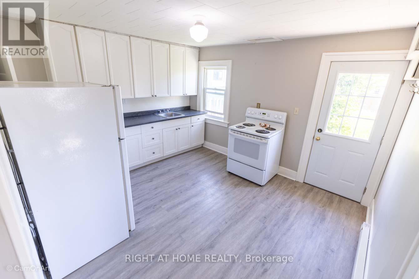 85 High Street E, Georgina, Ontario  L0E 1R0 - Photo 10 - N12300741