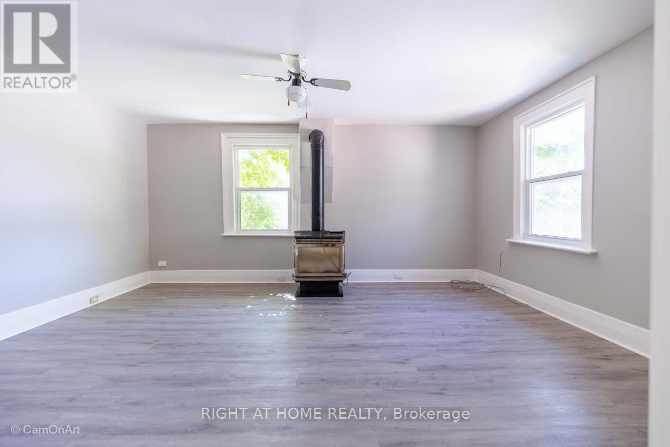 85 High Street E, Georgina, Ontario  L0E 1R0 - Photo 5 - N12300741