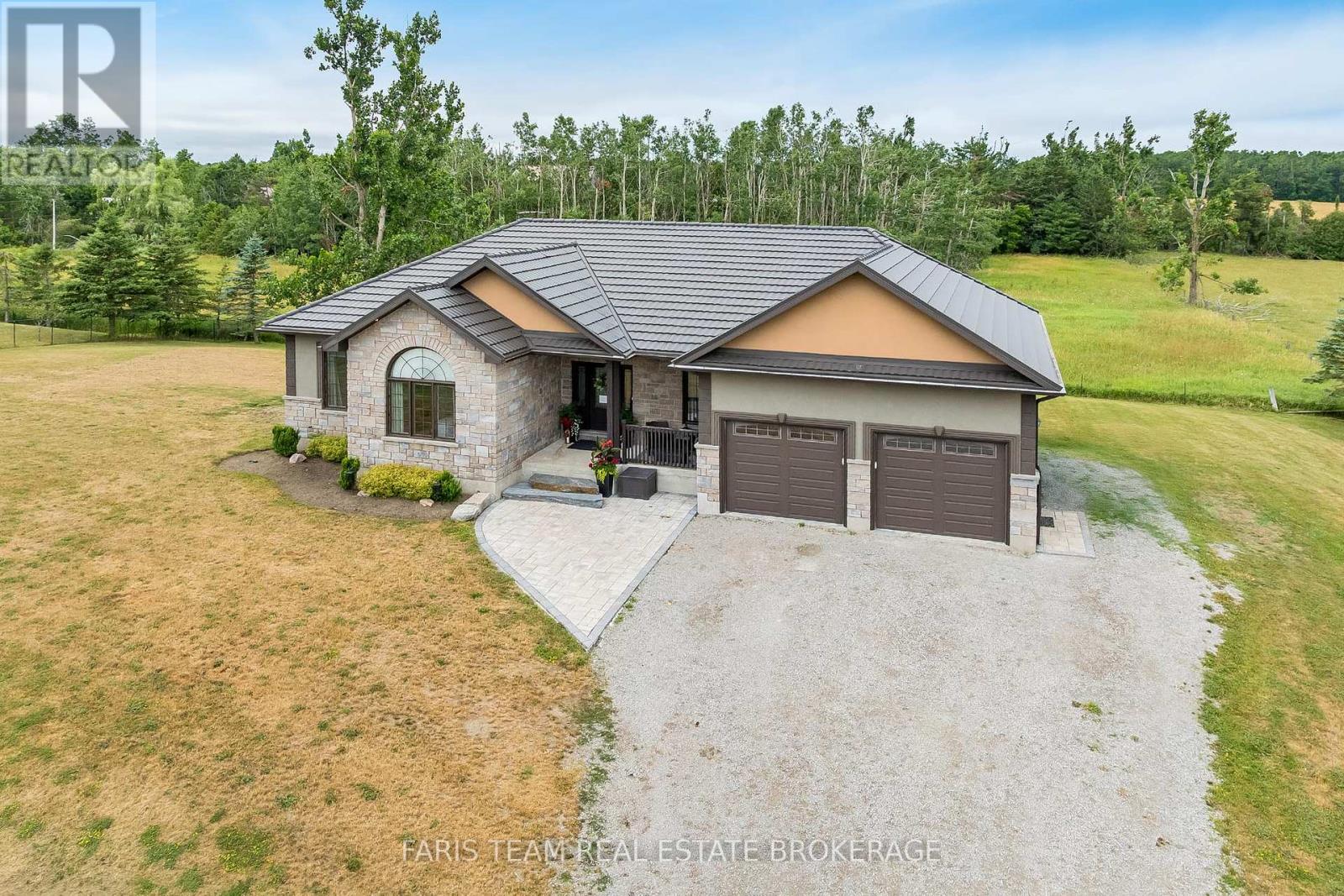 Property at 520 HORSESHOE VALLEY ROAD E image 1