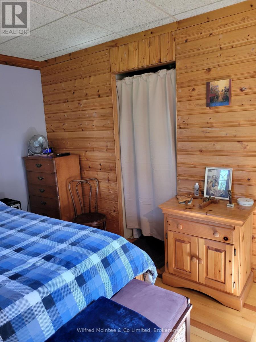 302299 Concession Rd 2 Sdr, West Grey, Ontario  N4N 3B8 - Photo 12 - X12300782