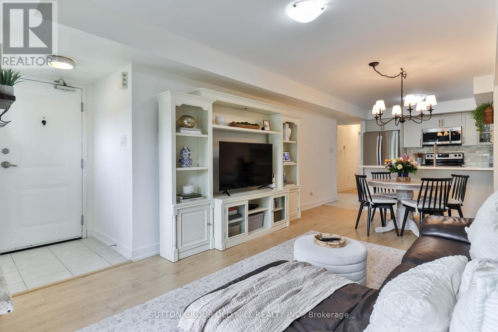 Property at 22 - 2335 SHEPPARD AVENUE W image 5