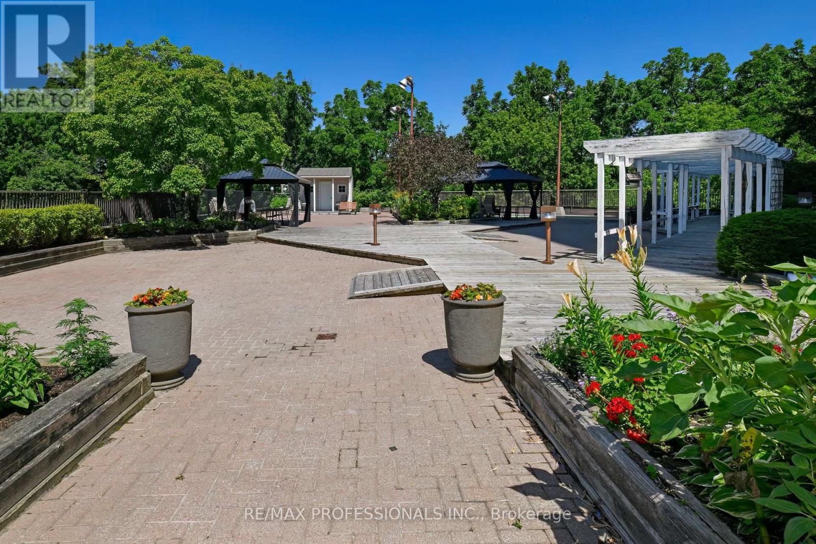 503 - 58 Church Street, Brampton (Downtown Brampton), Ontario  L6V 4A8 - Photo 27 - W12300736