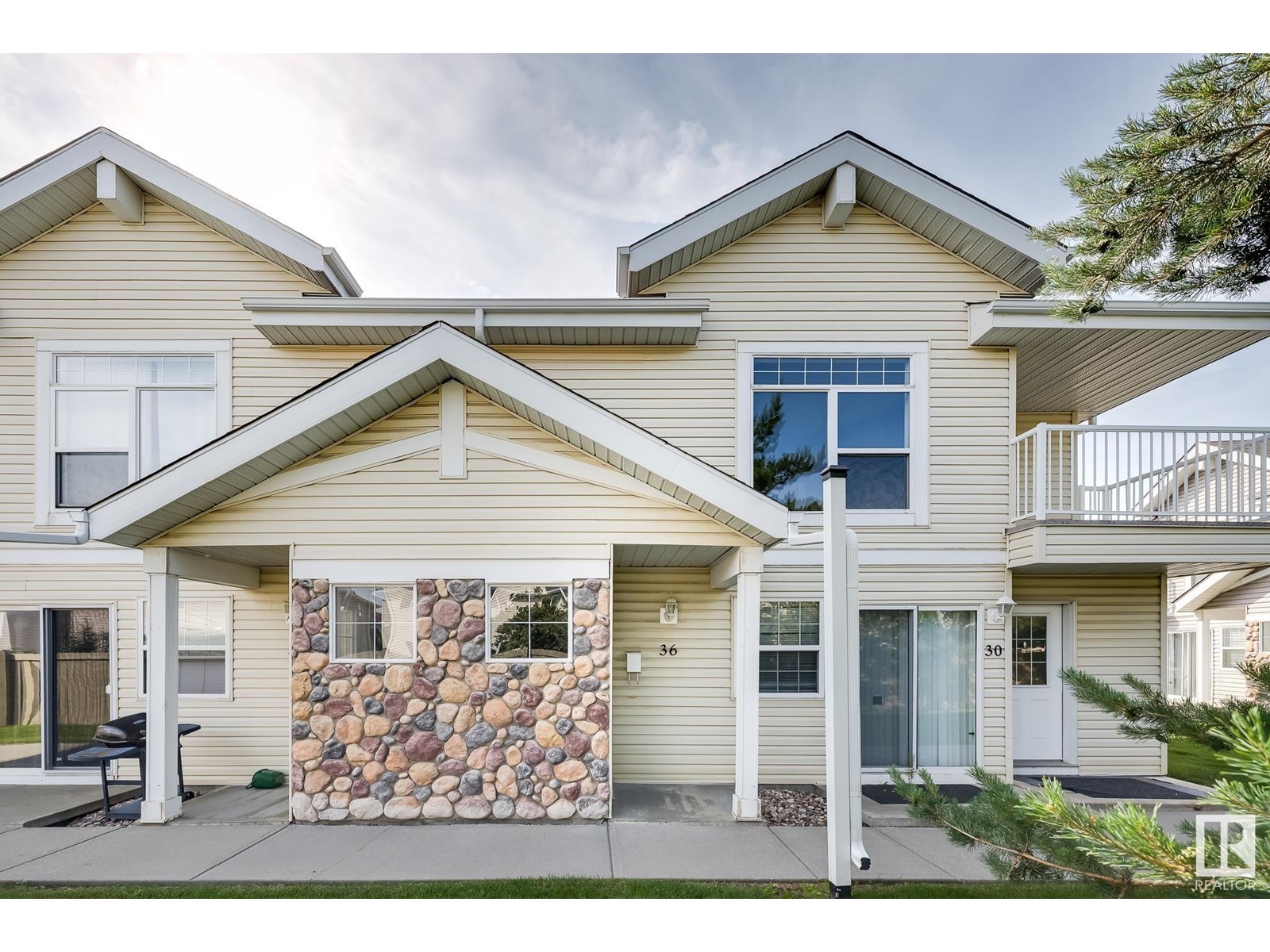 Property at #36 150 EDWARDS DR SW image 1
