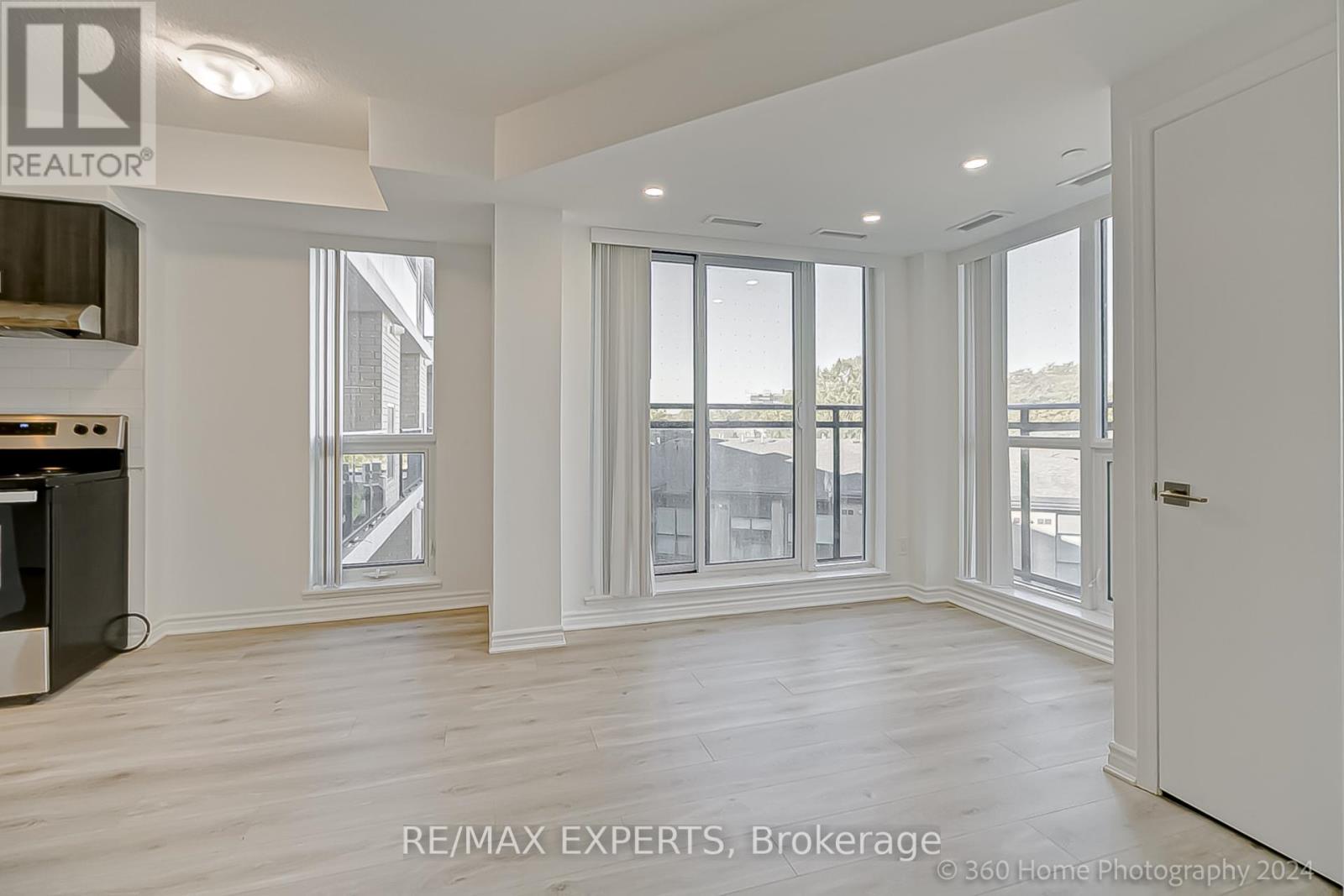1 Falaise Road, Toronto, Ontario  M1E 0B9 - Photo 3 - E12300767