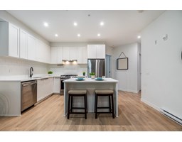 319 5415 BRYDON CRESCENT, Langley, British Columbia