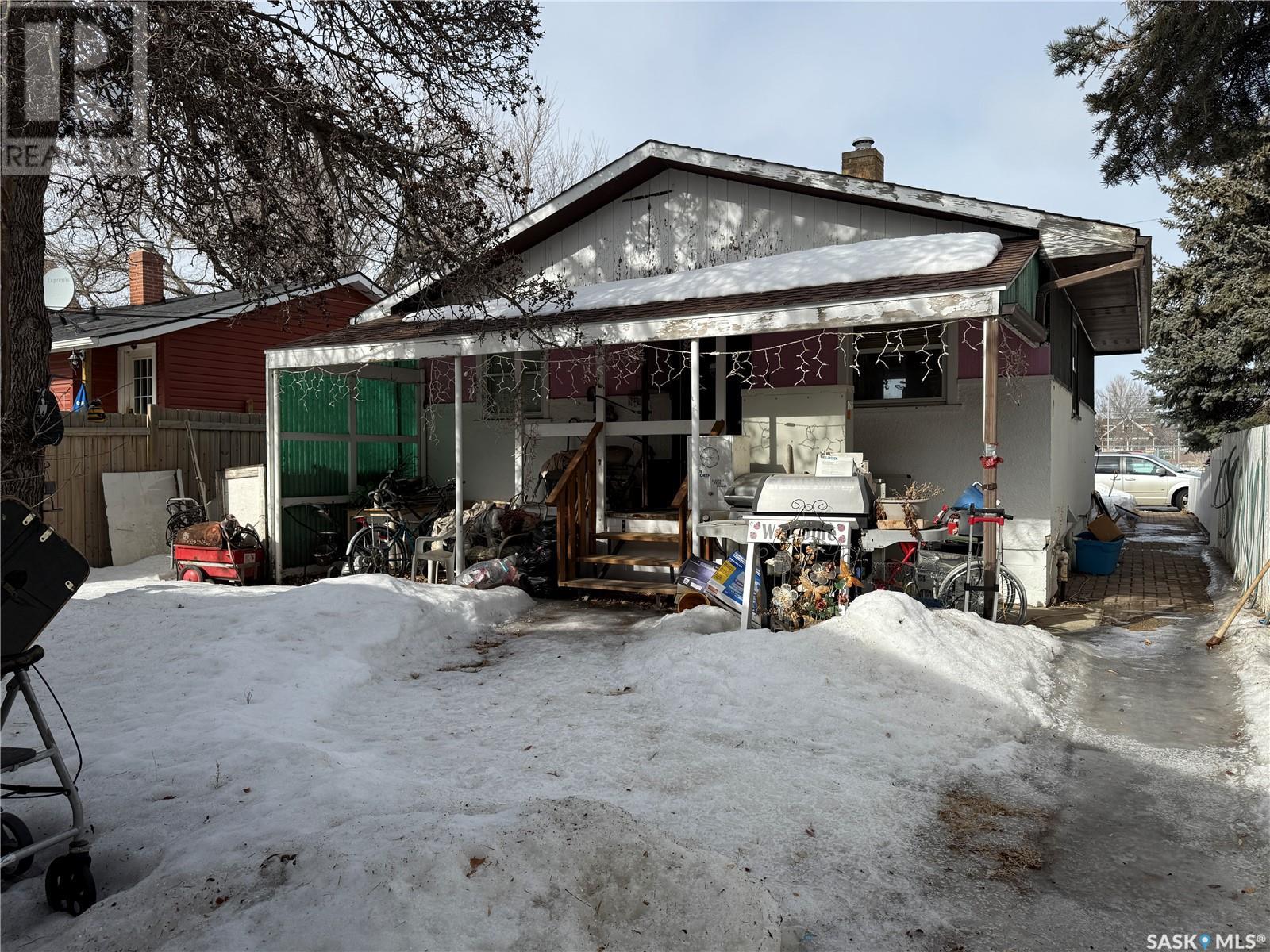 669 Stadacona Street E, Moose Jaw, Saskatchewan  S6H 0K1 - Photo 19 - SK999624