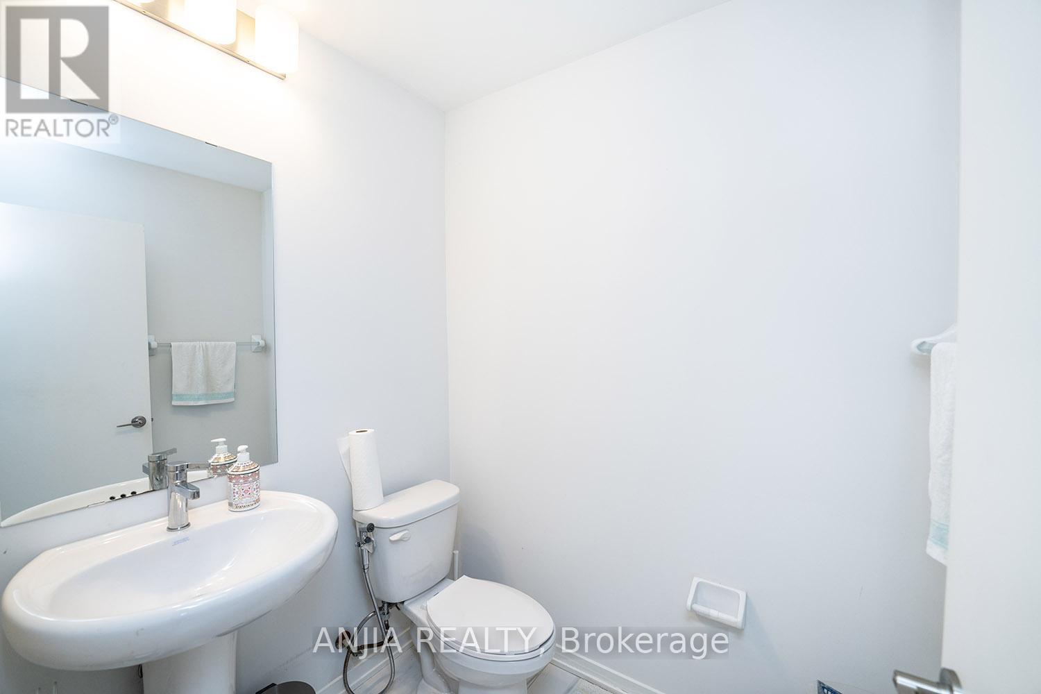 139 - 235 Birmingham Street, Toronto, Ontario  M8V 0J5 - Photo 6 - W12300844