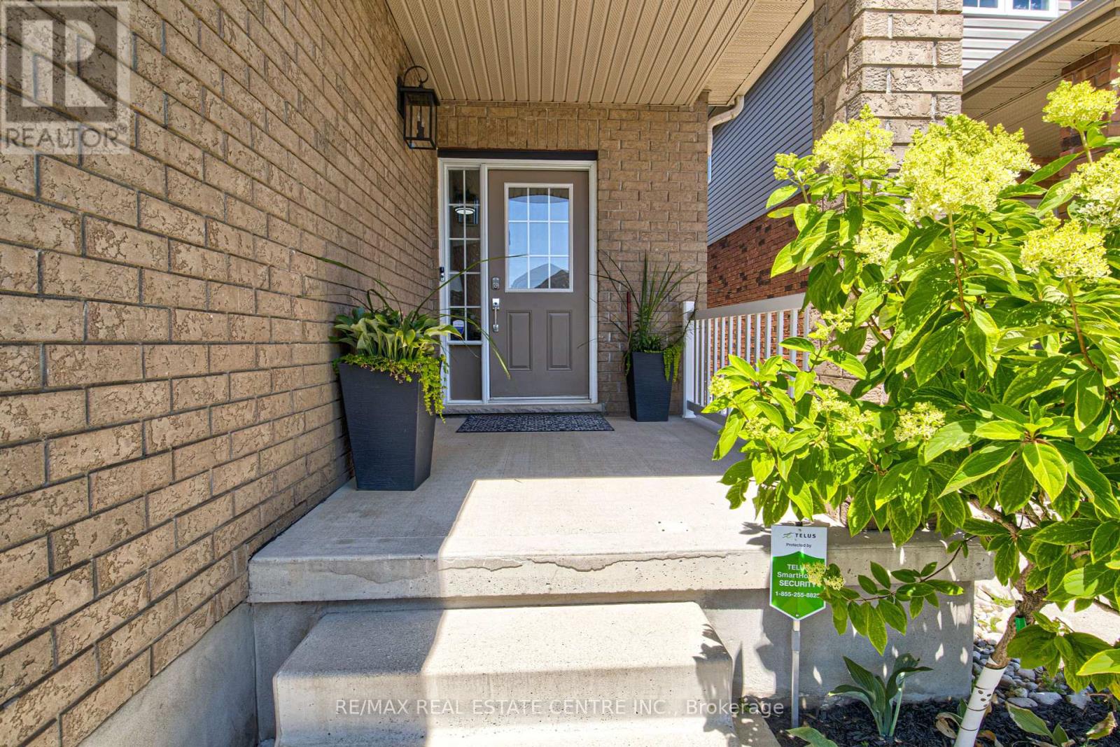 Property at 428 THOMAS SLEE DRIVE image 2