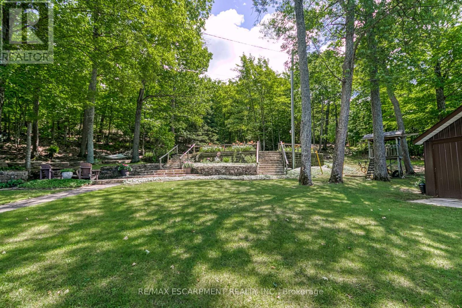 199 Trillium Trail, Central Manitoulin, Ontario  P0P 2C0 - Photo 4 - X12300891