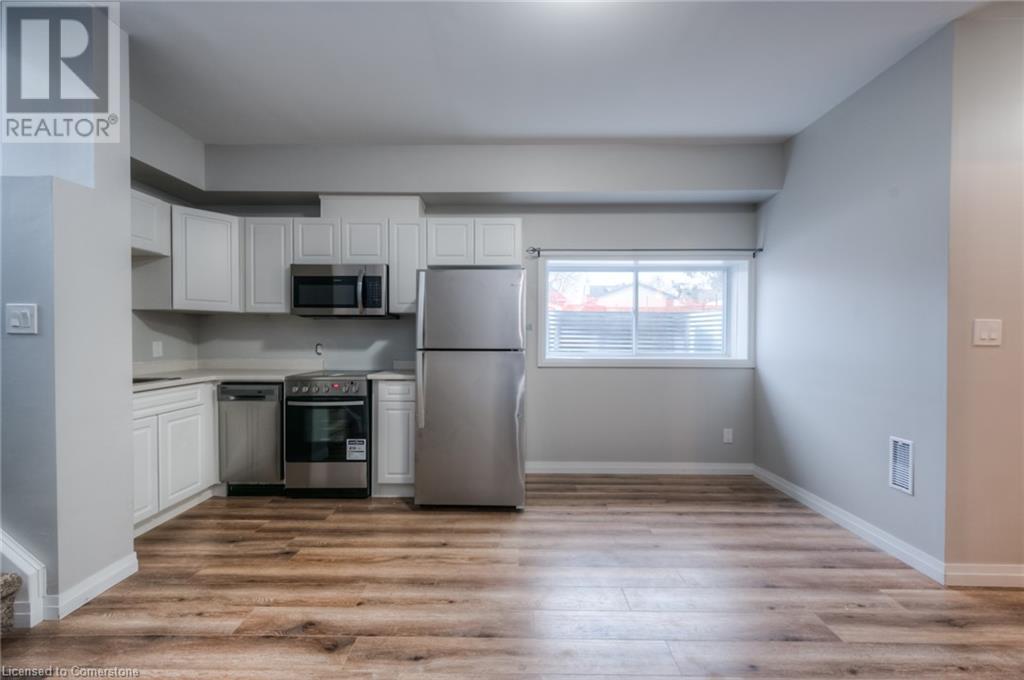 47 Heiman Street Unit# B, Kitchener, Ontario  N2M 3L7 - Photo 3 - 40753793