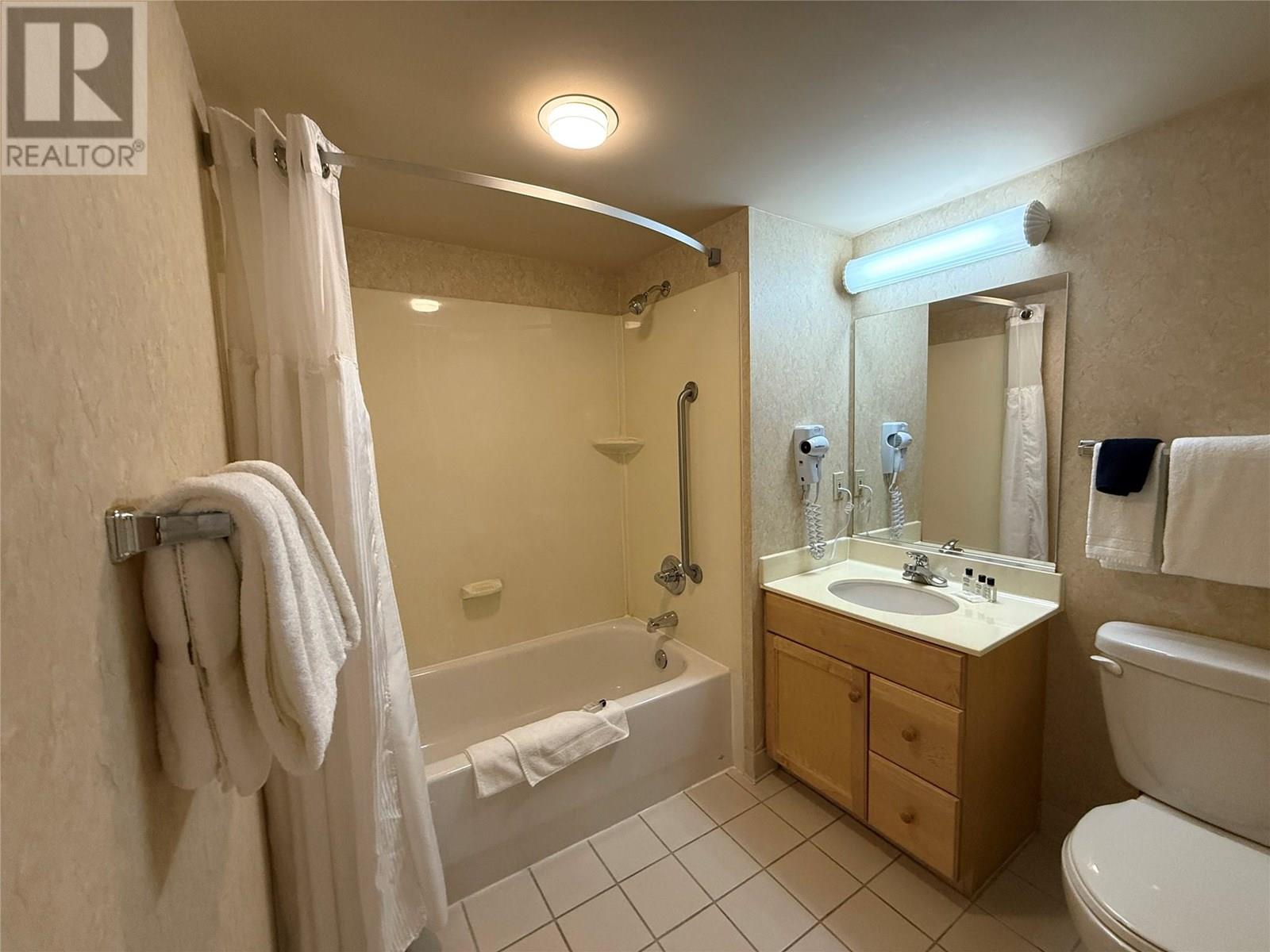 500 Stemwinder Drive Unit# 208, Kimberley, British Columbia  V1A 2Y6 - Photo 14 - 10355324