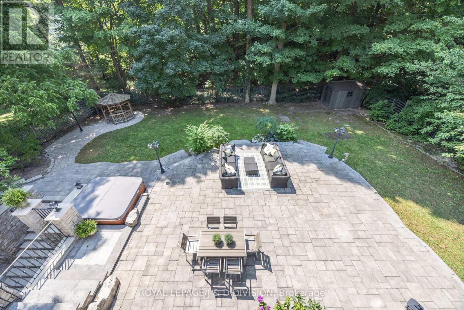 1 Knightswood Road, Toronto, Ontario  M4N 2G9 - Photo 25 - C12300825