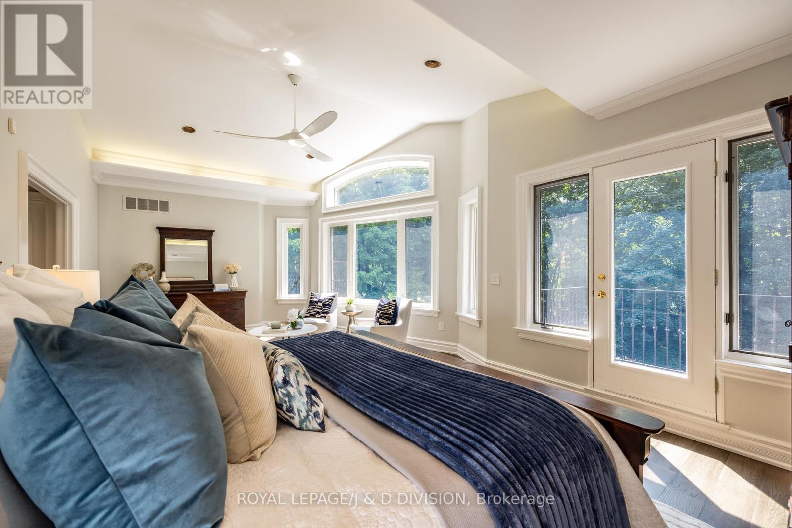 1 Knightswood Road, Toronto, Ontario  M4N 2G9 - Photo 24 - C12300825