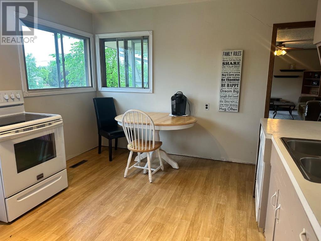 Property at 10278 111 Avenue image 4