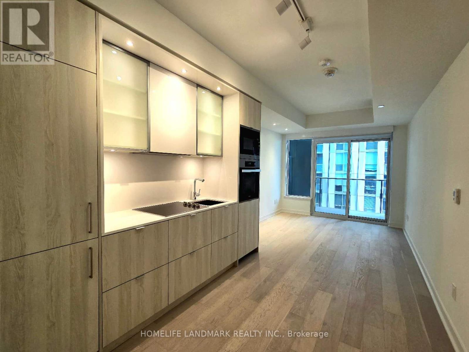 08 - 11 Yorkville Avenue, Toronto, Ontario  M4W 1L2 - Photo 9 - C12254151